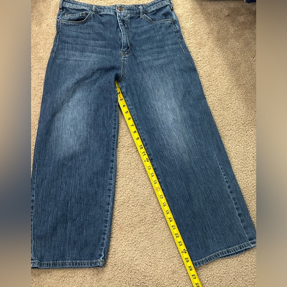 Pilcro Women’s Size 32 Cropped Relaxed Wide Leg Baggy Denim Jeans - Picture 8 of 11